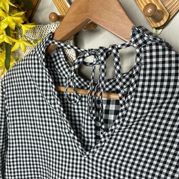 Passport Black Plaid Top Medium - Picture 5 of 7